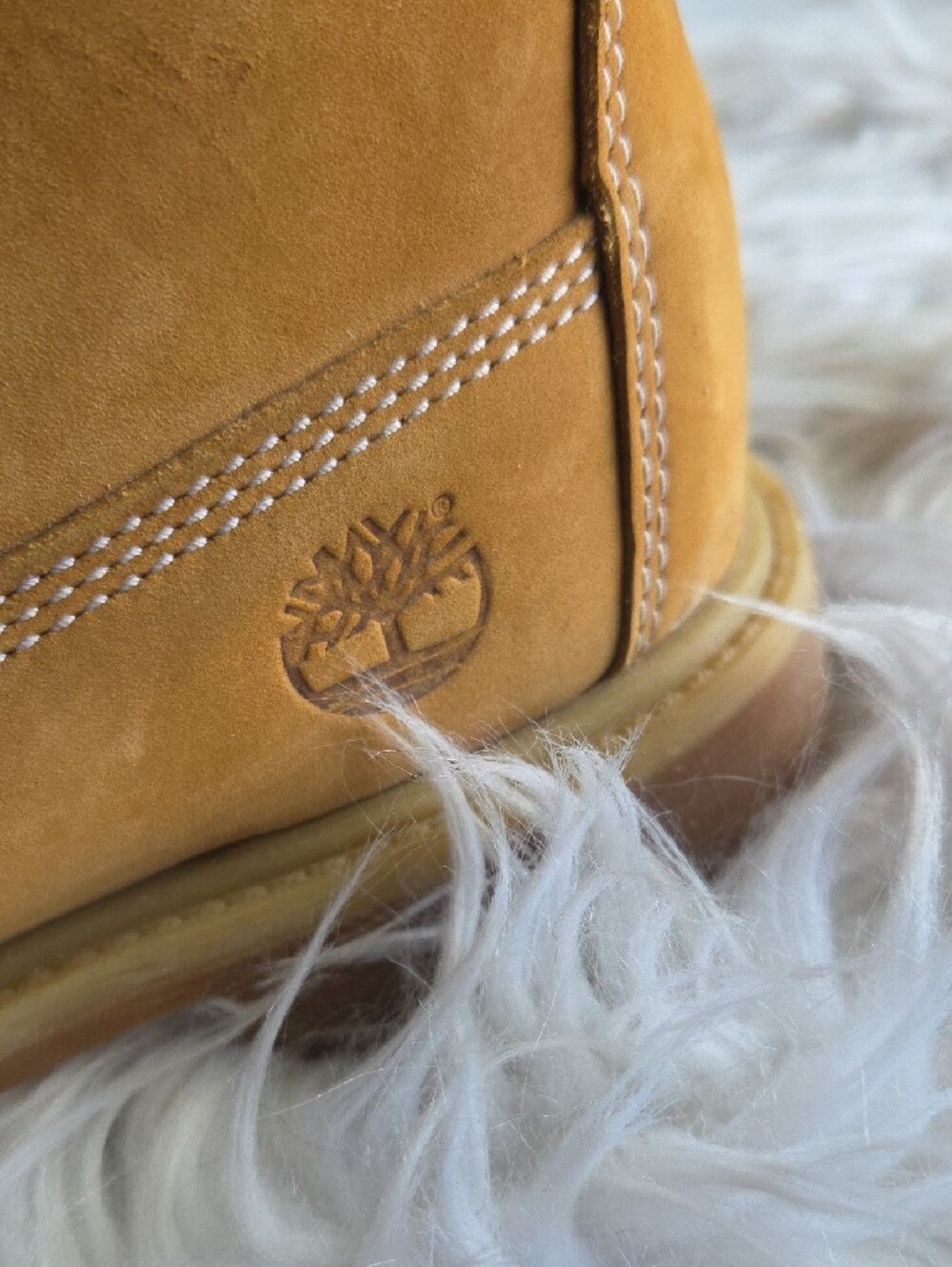 Timberland Wheat Nubuck Ankle Boots Sz 8.5 - Picture 3 of 10